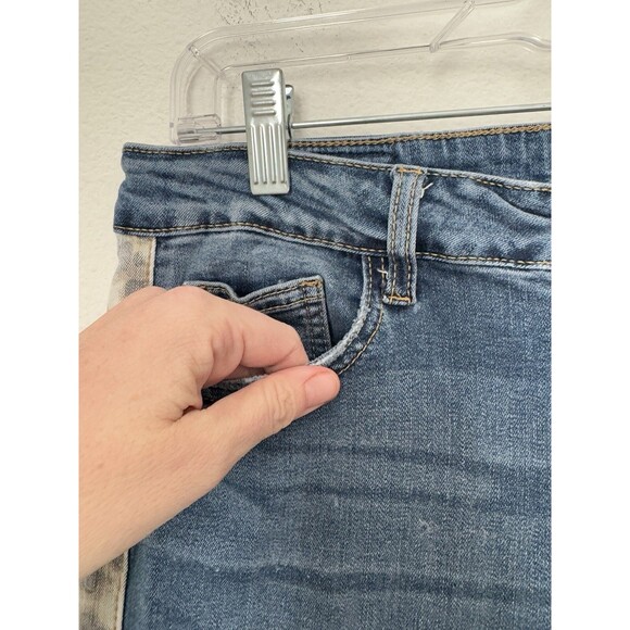 Judy Blue Women's Skinny Fit Mid Rise Cheetah Print Stripe Jeans Size 13/31 - Picture 3 of 13
